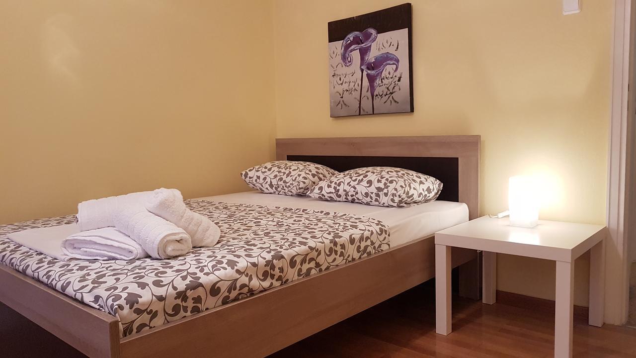 Menta Errathens Apartment - Athens Center, 5 Bd, 2 Bath エクステリア 写真