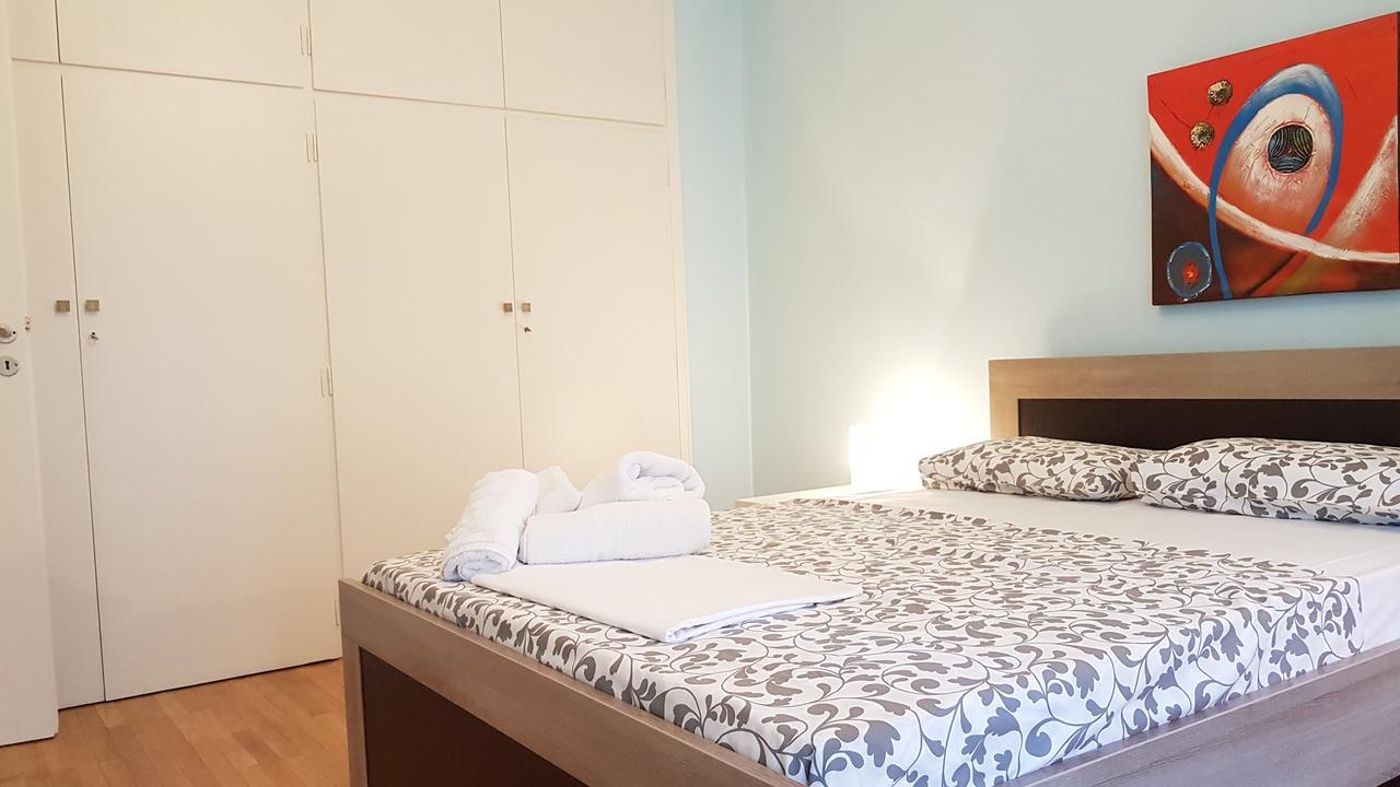 Menta Errathens Apartment - Athens Center, 5 Bd, 2 Bath エクステリア 写真